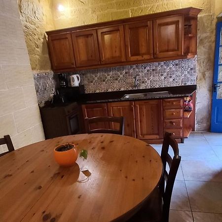 Ta Lucia Farmhouse With Private Pool And Bbq Villa Santa Lucija  Bagian luar foto