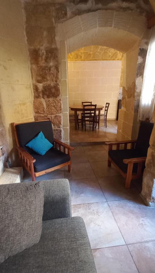 Ta Lucia Farmhouse With Private Pool And Bbq Villa Santa Lucija  Bagian luar foto