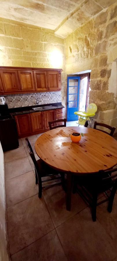 Ta Lucia Farmhouse With Private Pool And Bbq Villa Santa Lucija  Bagian luar foto